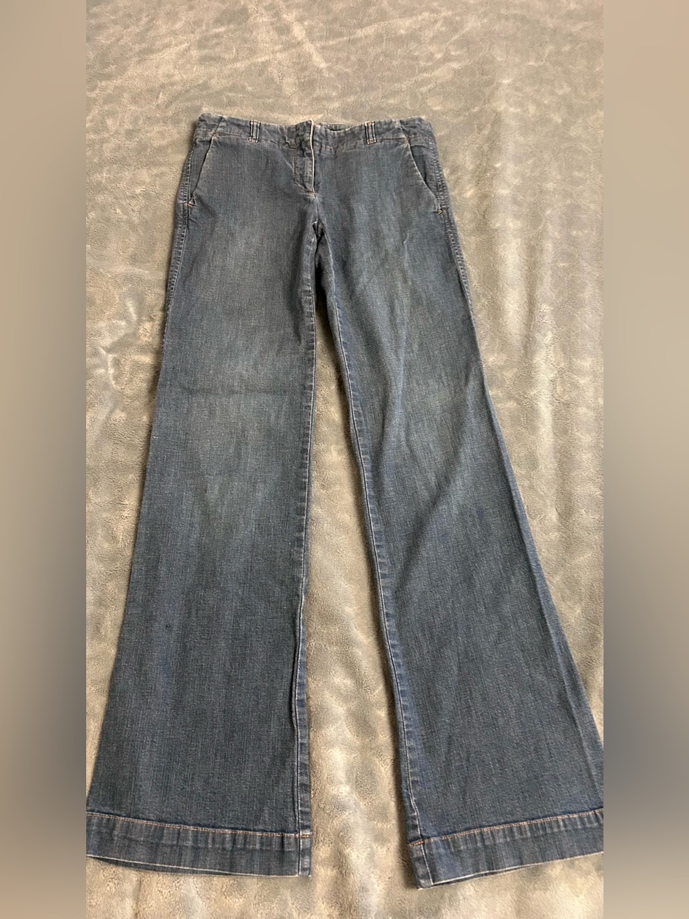 Theory Women's Low-rise Jeans in Denim Blue size 4 Y2K Boho style